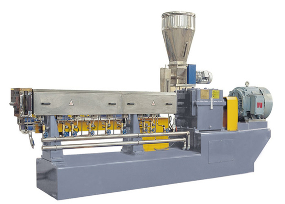 Good price Parallele Doppelschneckenextruder-Maschine, Kapazität der pp.-Extruder-Maschinen-100~500kg/H Online