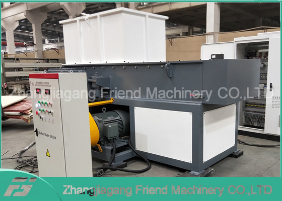 Ein guter Preis. Abfall-Plastikwasser-Flaschen-Zerkleinerungsmaschinen-Maschine 37kw 500kg/H lärmarm Online