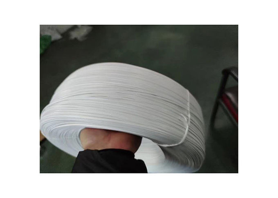Ein guter Preis. Plastikextruder-Maschine der PET Nasen-Brücken-Stangen-21kg/H, welche die Wasserkühlung aufbereitet Online