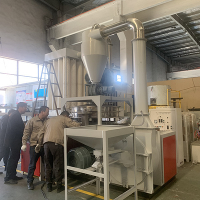 Ein guter Preis. Pp.-PVC-PET industrieller hoher Durchsatz der Pulverizer-Maschinen-300kg/H Online