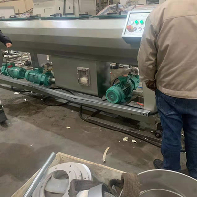 Ein guter Preis. der PVC-50kg/H Schrauben-Durchmesser-planetarische Schnittart Rohr-Maschinen-65mm Online