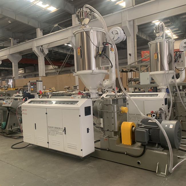 Plastikfilm LDPE 140RPM, der Extruder-Ausrüstung aufbereitet 4