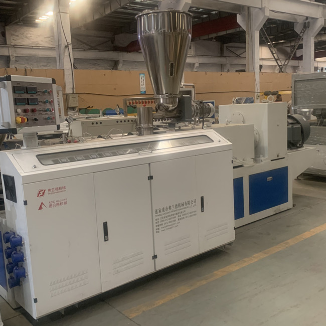 Konische Kunststoffrohr-Maschine des Doppelschneckenextruder-45RPM 4
