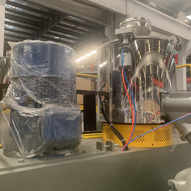 300/600 Heizung und kalte mischende PVC-Harz-heiße Stahlplastikmischer-Maschine 2