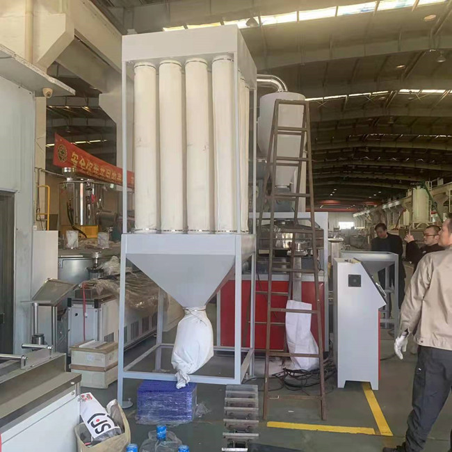 Überschüssiger PET Plastikpulverizer-Schleifmaschine Doppelkühlsystem mit 37 Kilowatt 0